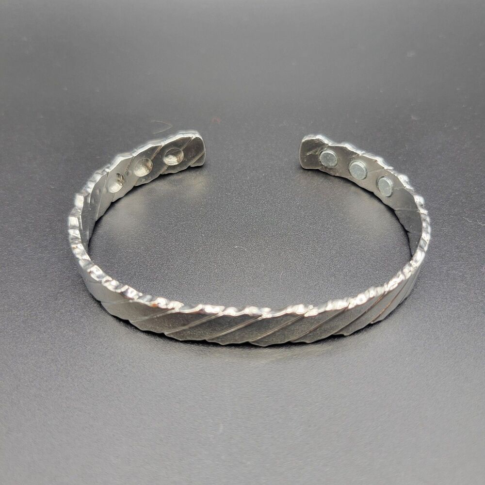 Earth Therapy OS Twisted Cuff Unisex Earth TherapyCopper Magnetic Arthritis Pain